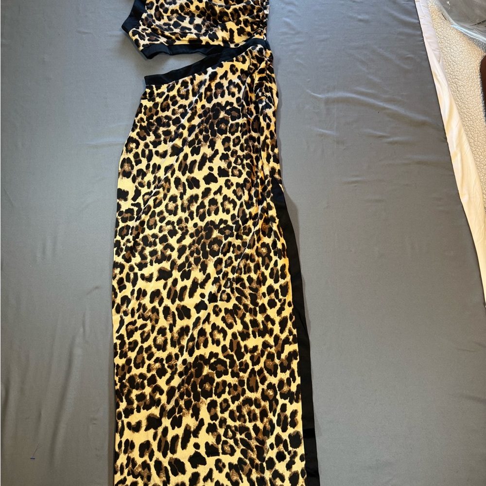 Leopard Print Maxi Dress with Side Slit - Black & Brown - Picture 4 of 7